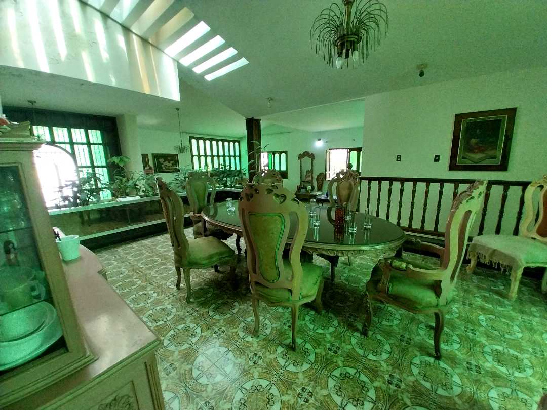 Casa en venta en Lomas del Este Valencia MC-9774479 - Foto 9