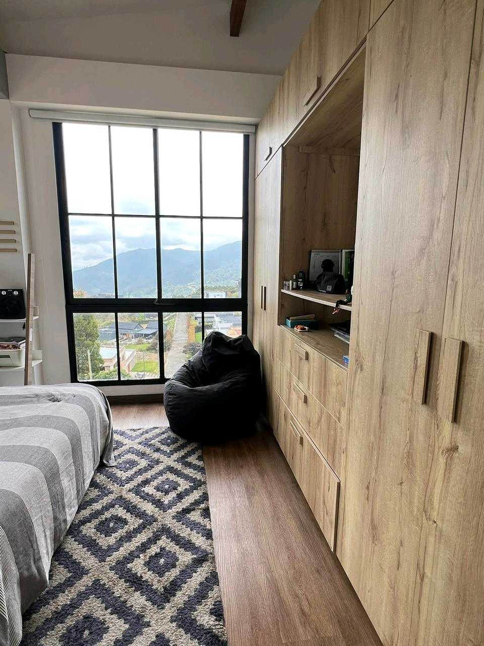 Casa en venta Envigado cerca al colegio San José las Vegas