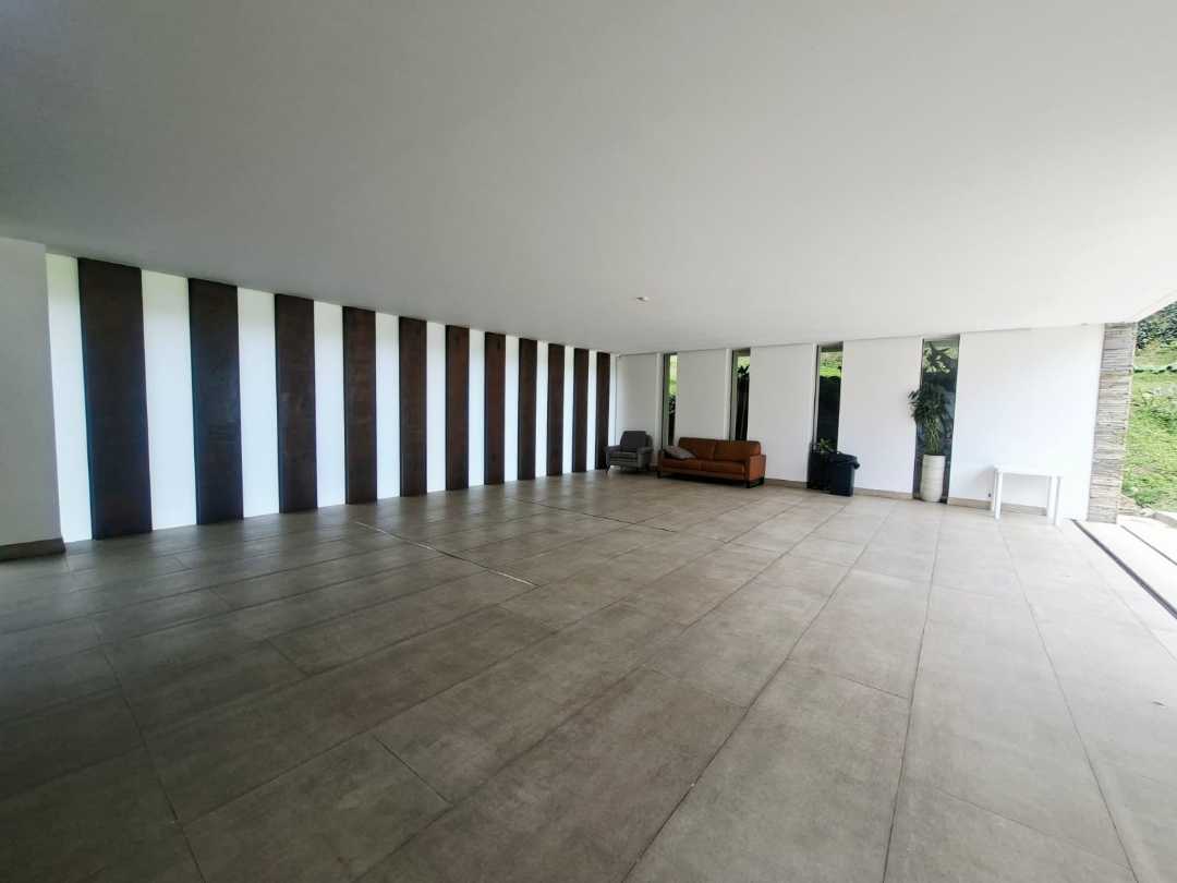 Casa en venta Loma del Chocho alto valor
