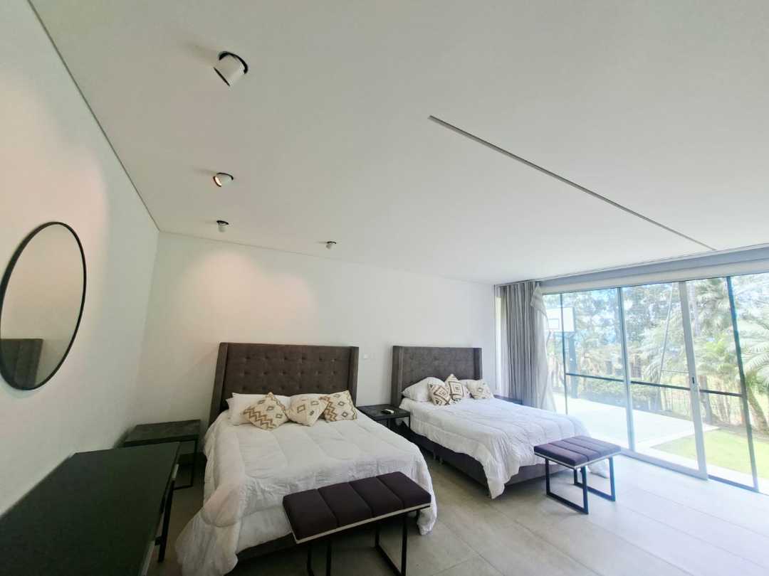 Casa en venta Loma del Chocho alto valor