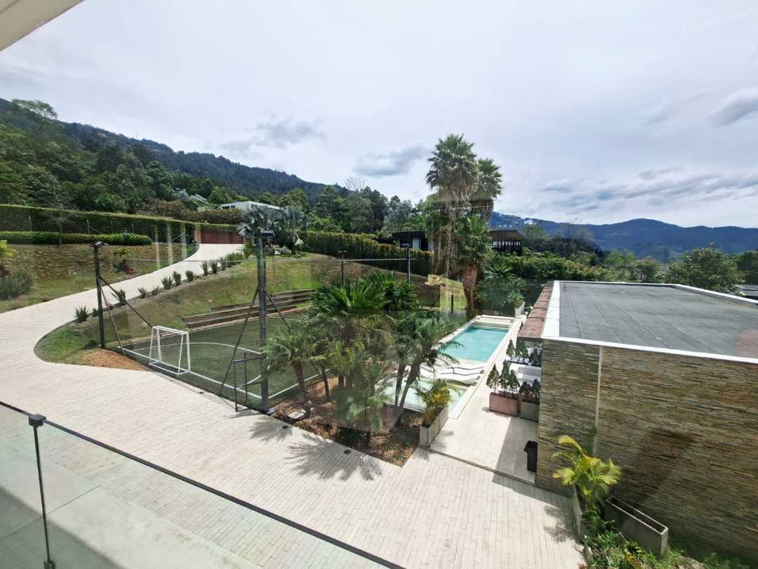 Casa en venta Loma del Chocho alto valor