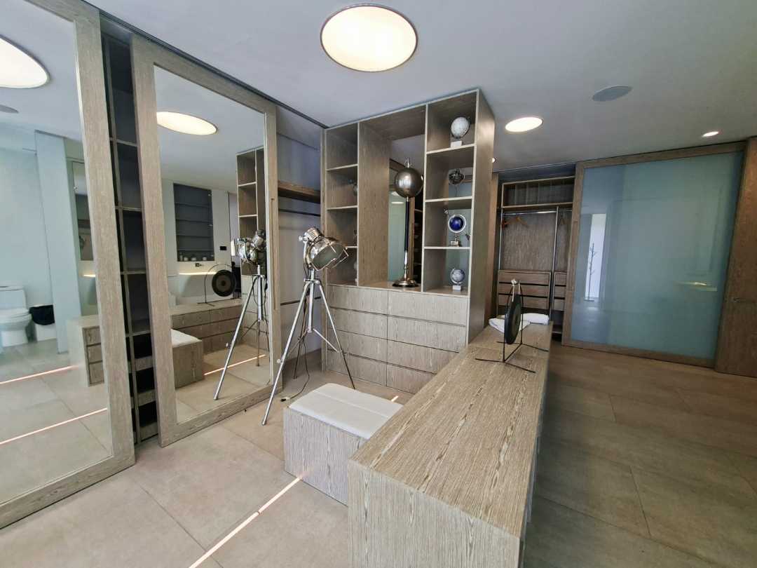 Casa en venta Loma del Chocho alto valor