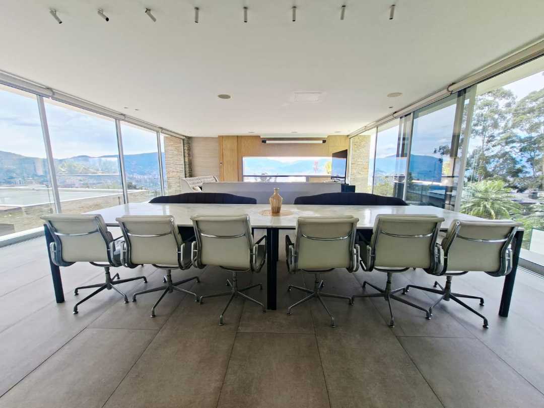 Casa en venta Loma del Chocho alto valor