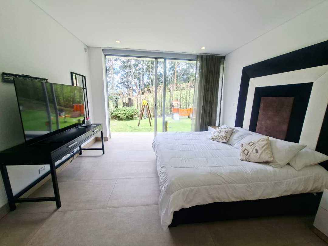 Casa en venta Loma del Chocho alto valor