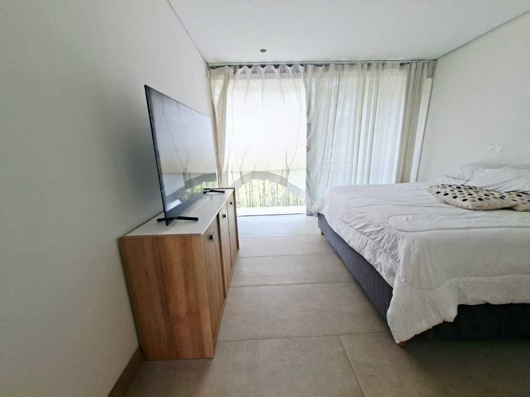 Casa en venta Loma del Chocho alto valor