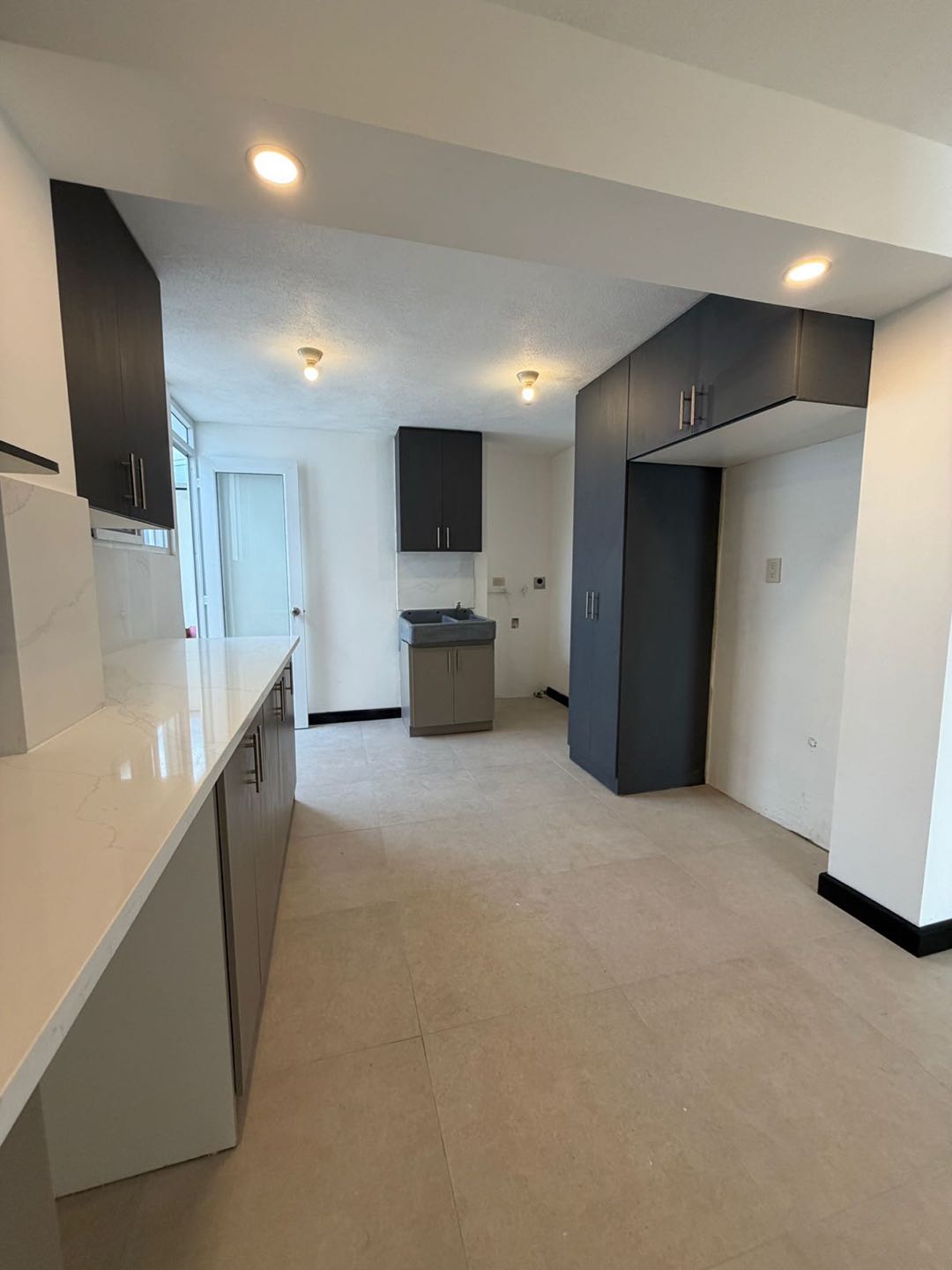 Casa en Venta Granai II Zona 11 - Miniatura 5