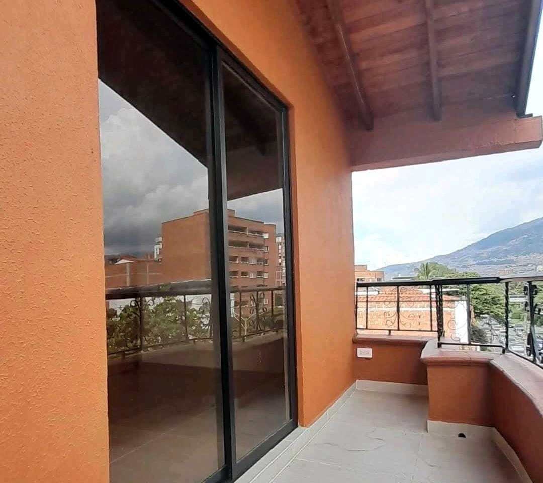 Casa en venta San Joaquin cuarto piso