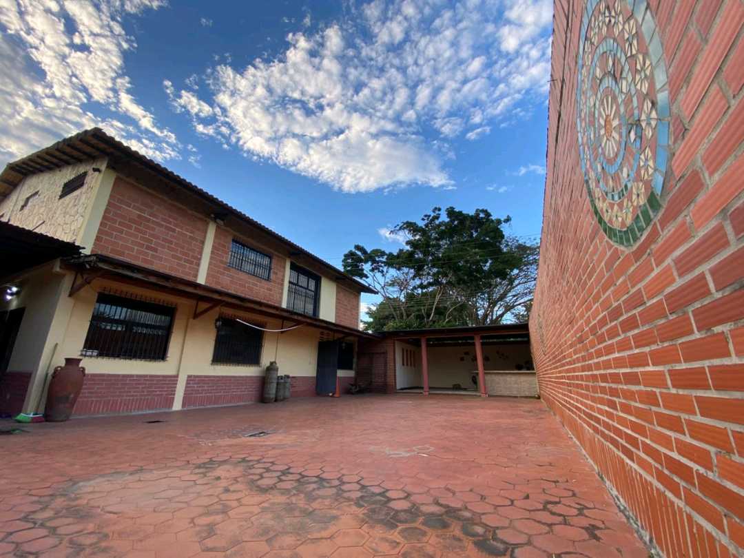 Casa en venta Urb. Rotafe Naguanagua HV-9767443 - Foto 2