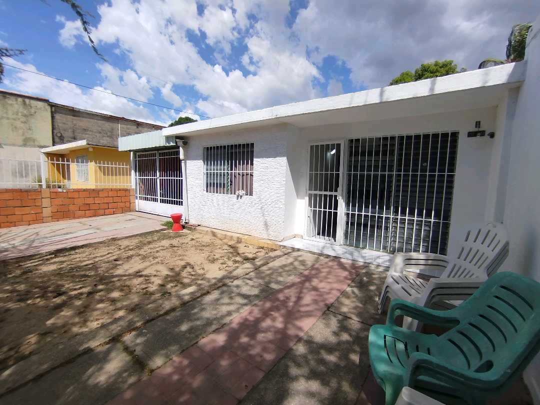 CASA CON TERRENO EN VENTA EN LAS QUINTAS 2 DE NAGUANAGUA MP-8475034 - Foto 1