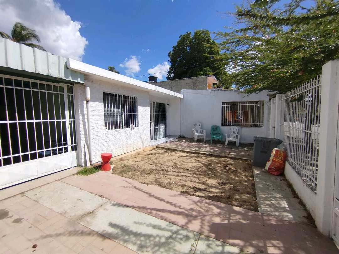 CASA CON TERRENO EN VENTA EN LAS QUINTAS 2 DE NAGUANAGUA MP-8475034 - Foto 2