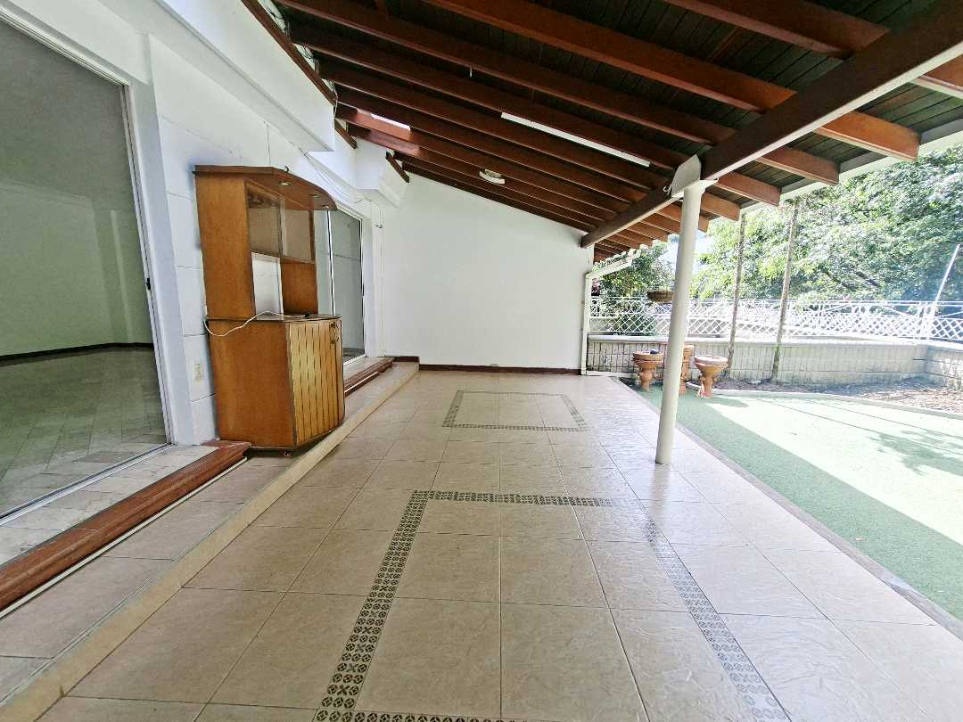 Casa en venta y arriendo Castropol HGTW