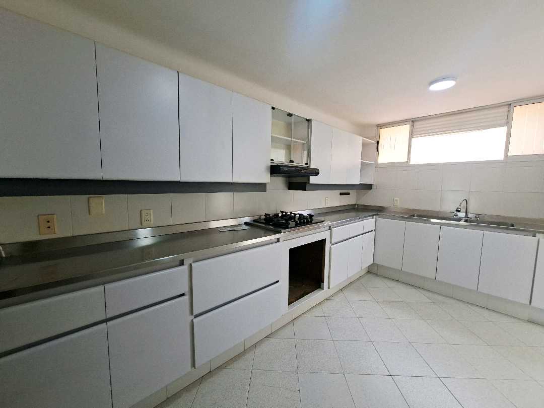 Casa en venta y arriendo Castropol HGTW