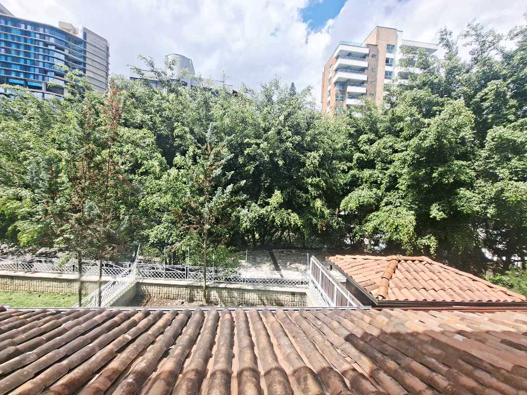 Casa en venta y arriendo Castropol HGTW