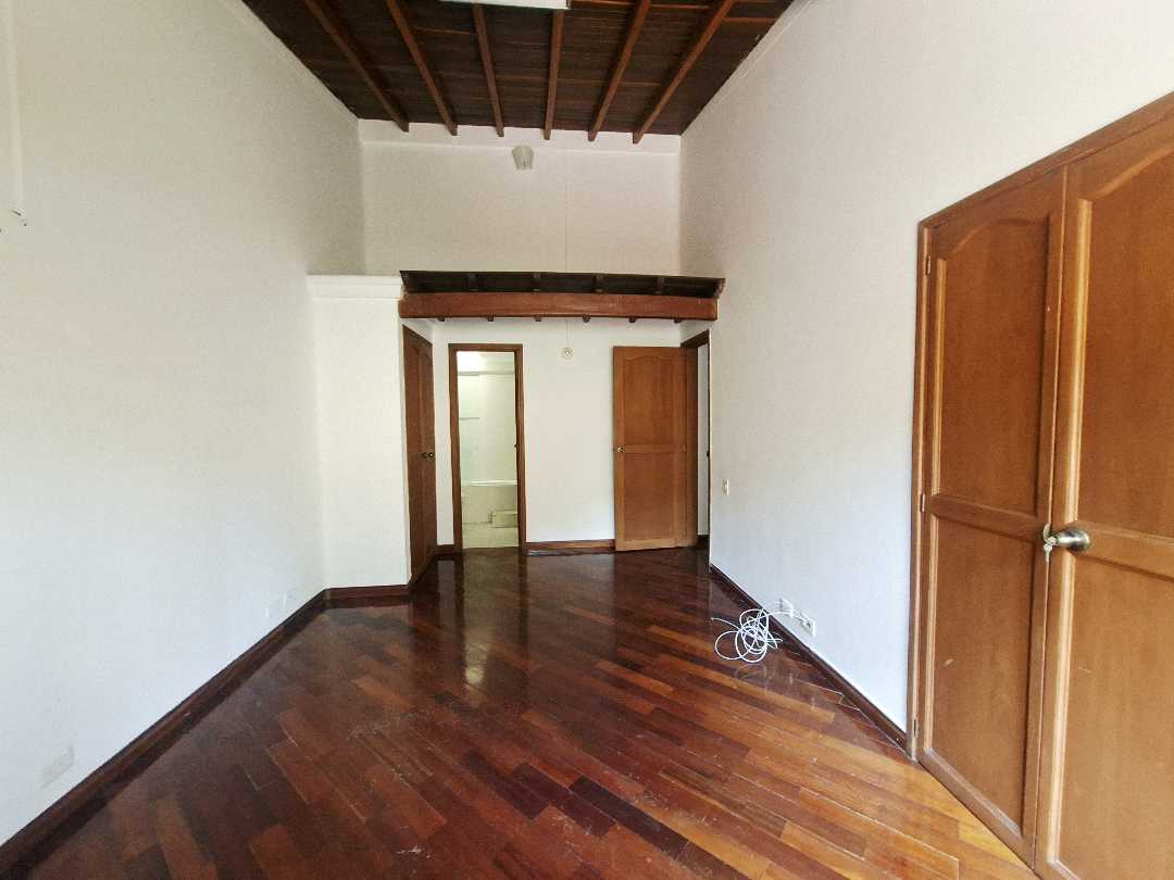 Casa en venta y arriendo Castropol HGTW