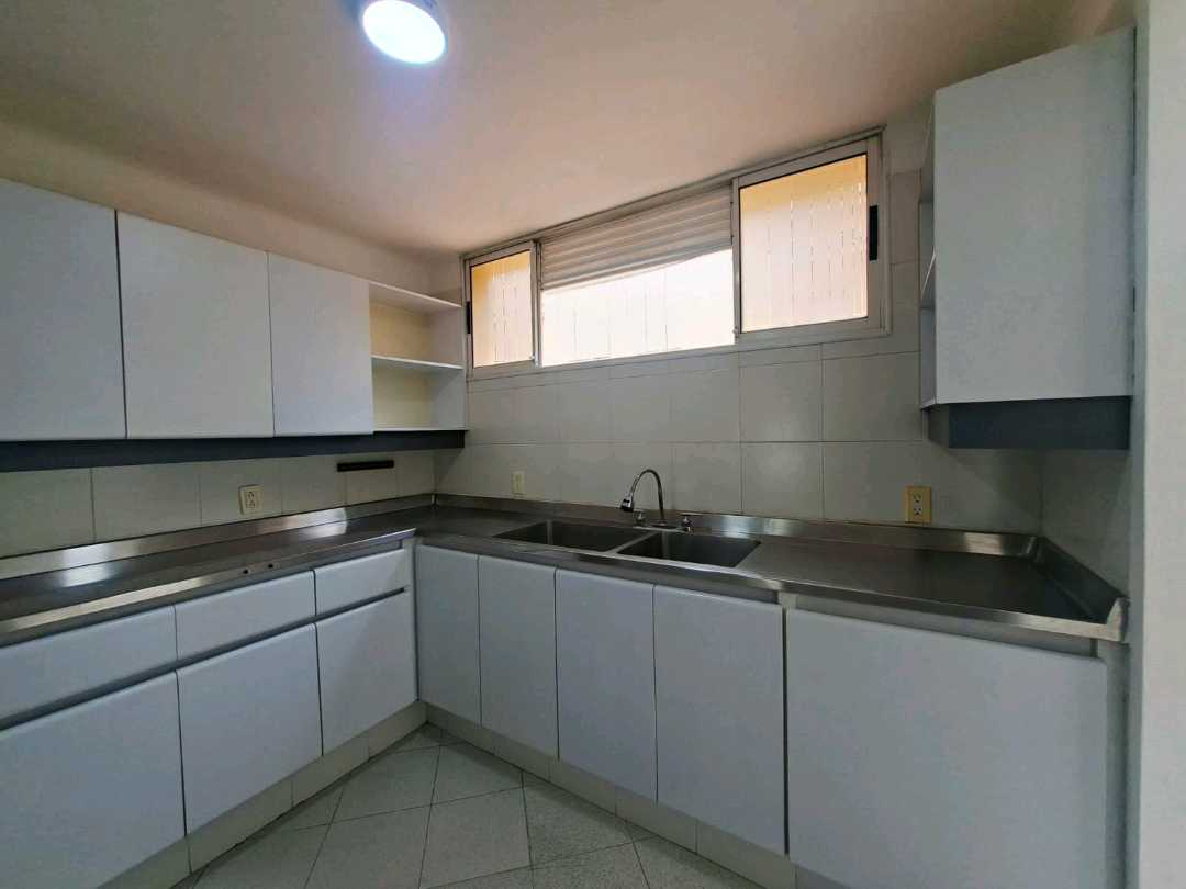 Casa en venta y arriendo Castropol HGTW