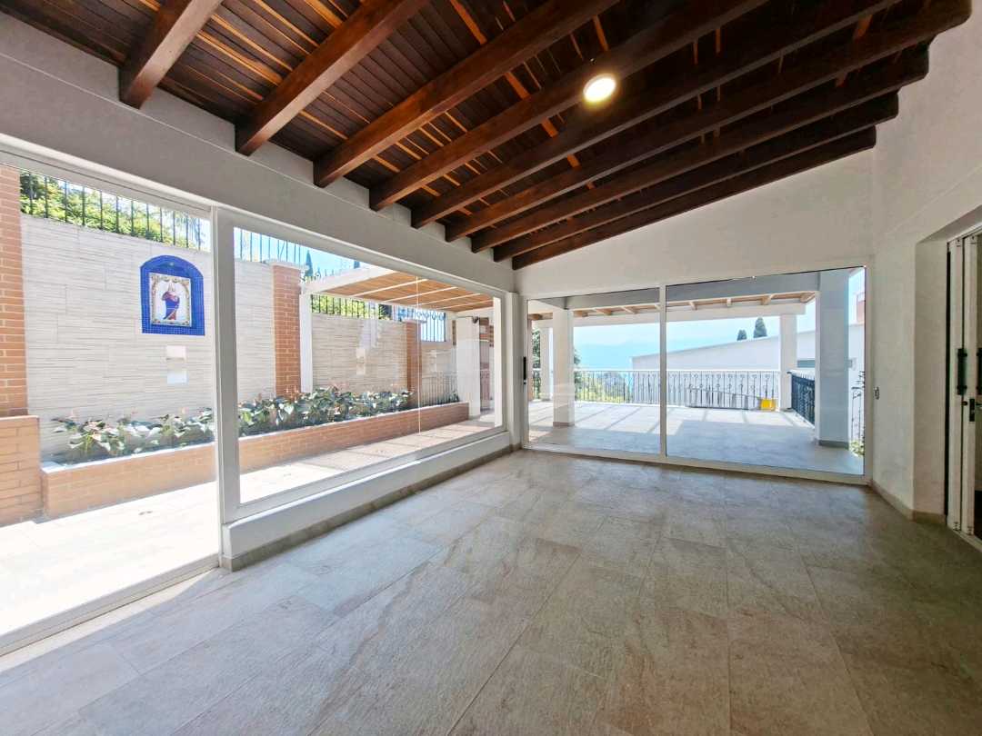 Casa en venta y arriendo Cola del Zorro CQ17