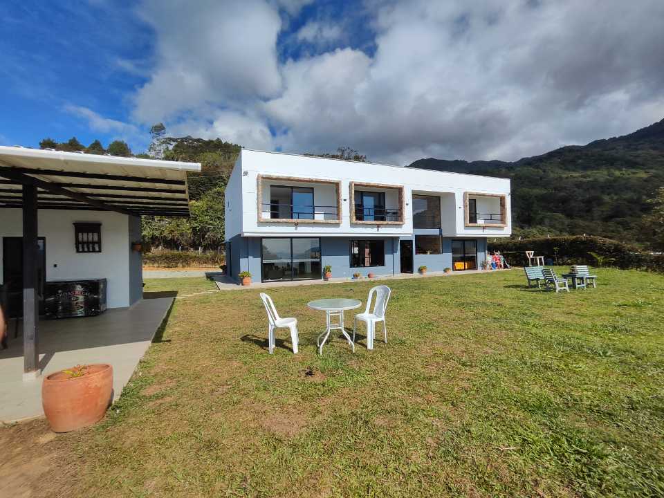Finca en Norte América, Bello, Antioquia