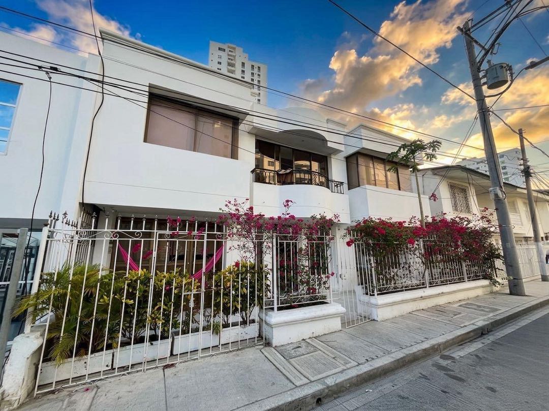 CASA EN VENTA MANGA CARTAGENA