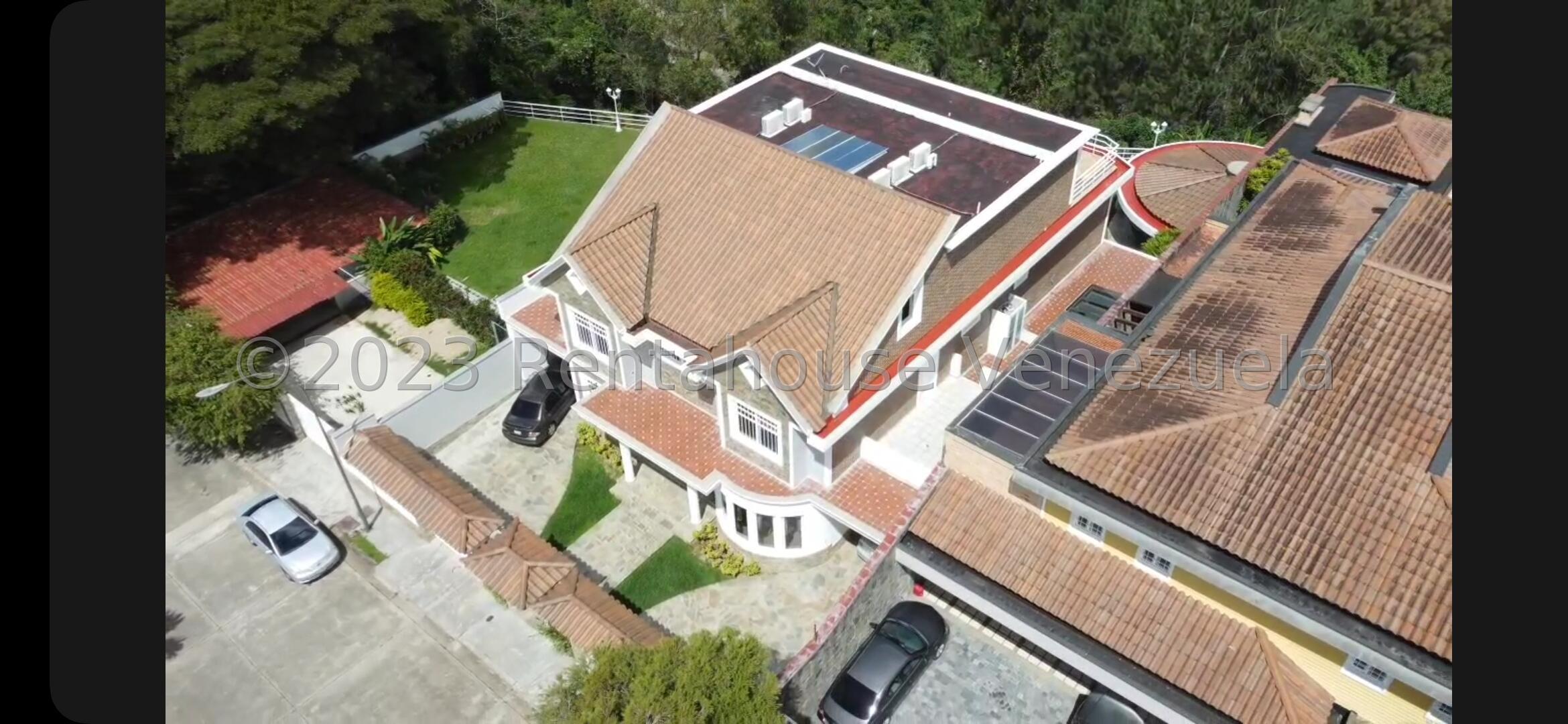 Casa - Lomas de La Lagunita - Caracas