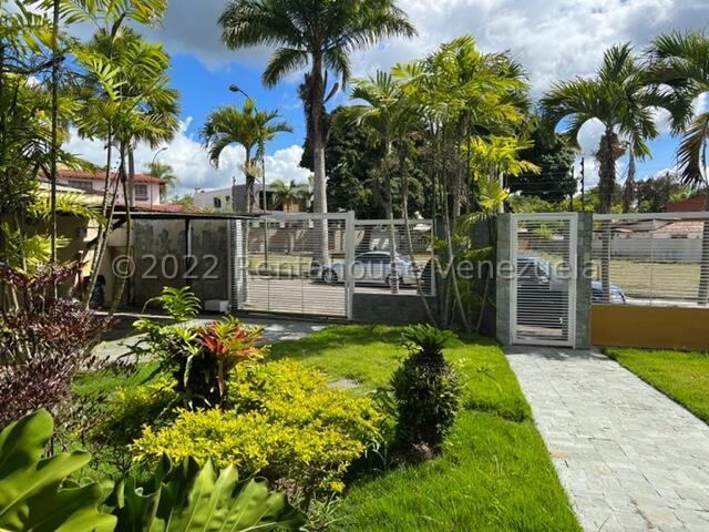 Casa - Lomas de La Lagunita - Caracas