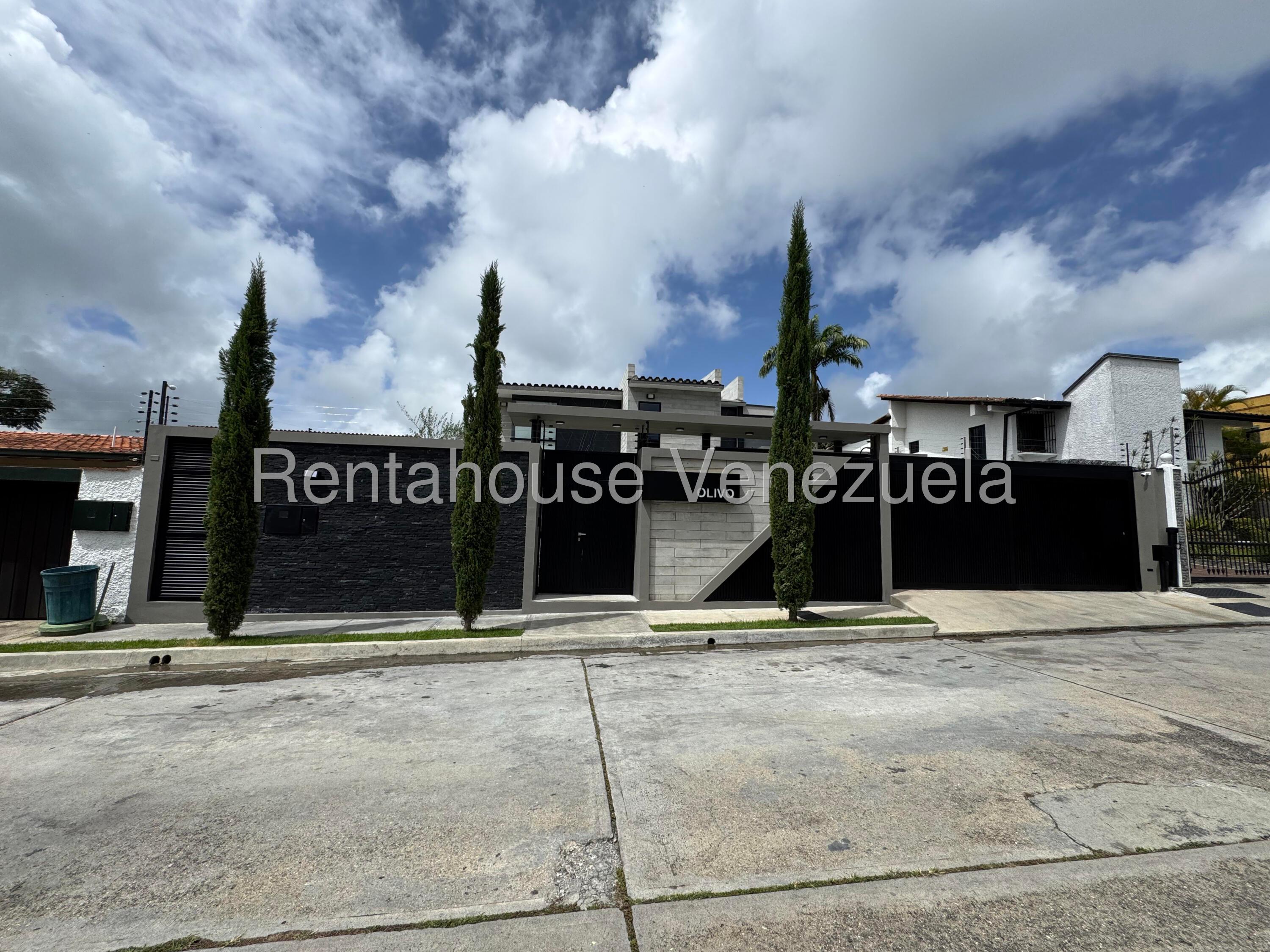 Casa - Lomas de La Lagunita - Caracas