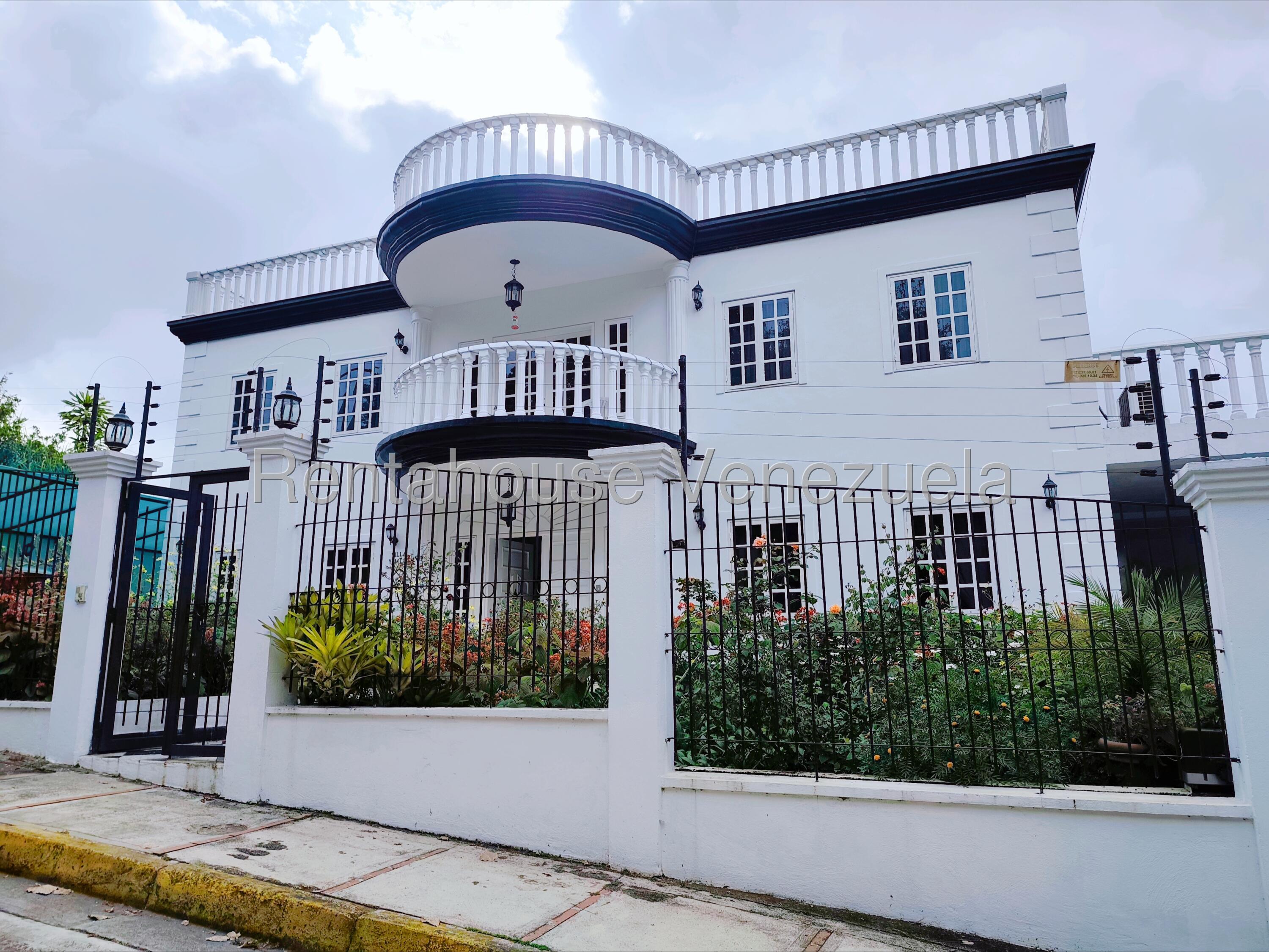Casa - Lomas de La Lagunita - Caracas