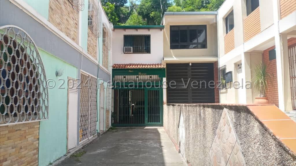 Casa - Lomas de La Trinidad - Caracas