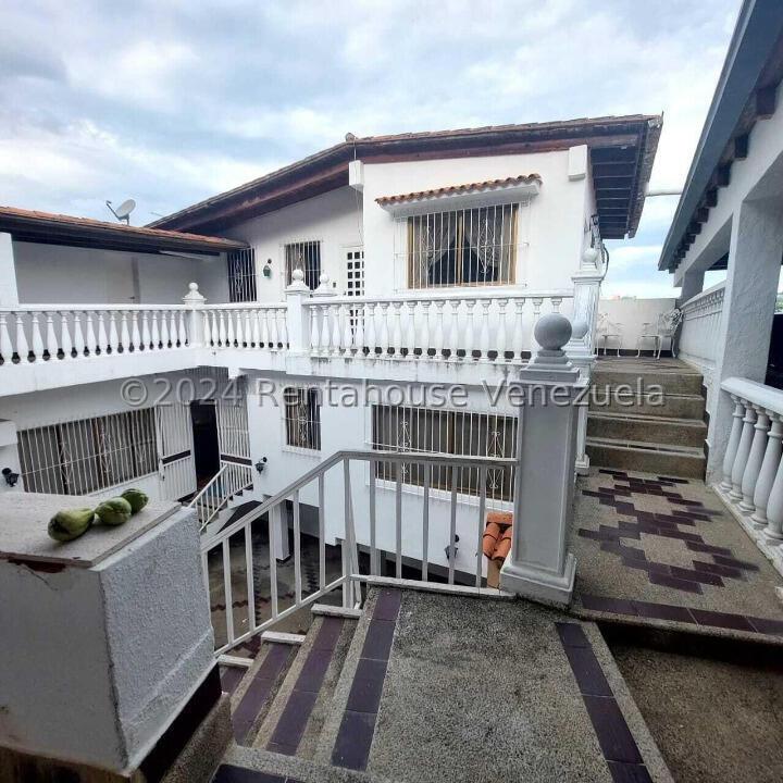 Casa - Lomas de La Trinidad - Caracas