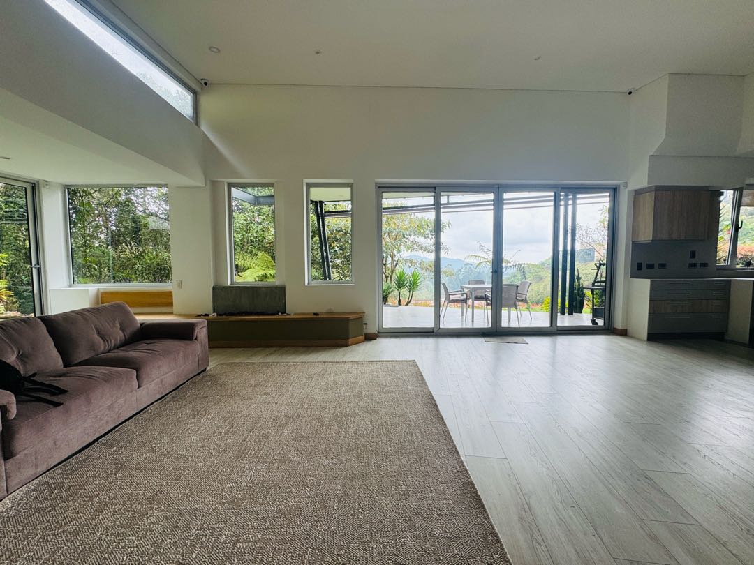 Casa moderna en el Alto de las Palmas