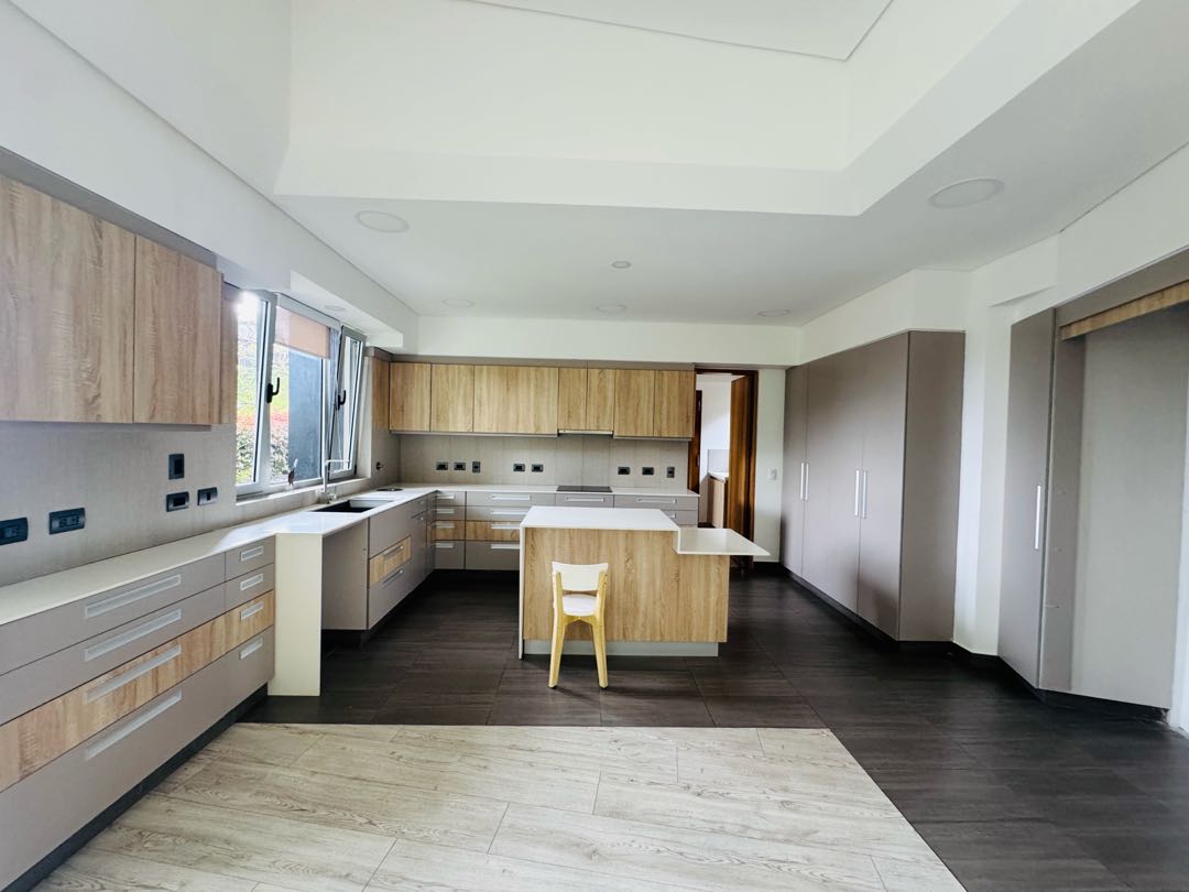 Casa moderna en el Alto de las Palmas