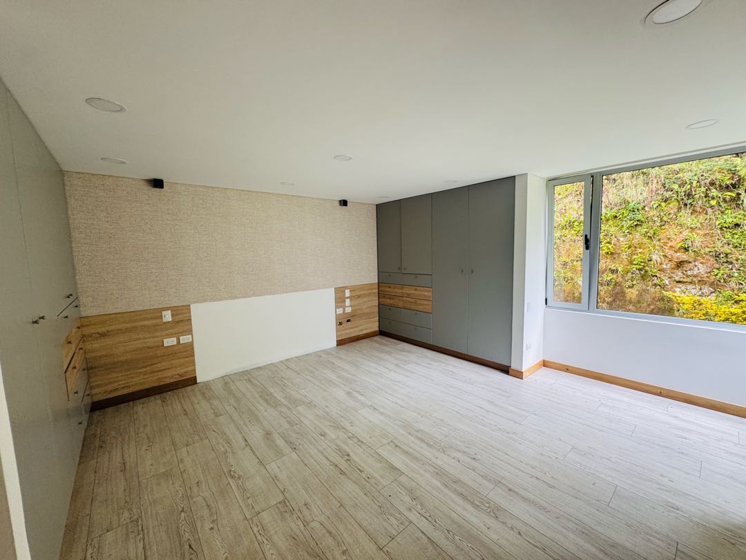 Casa moderna en el Alto de las Palmas