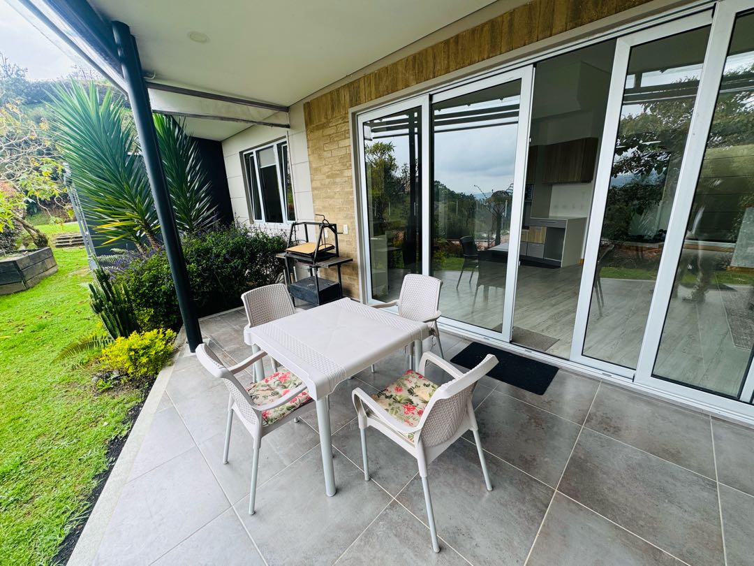 Casa moderna en el Alto de las Palmas