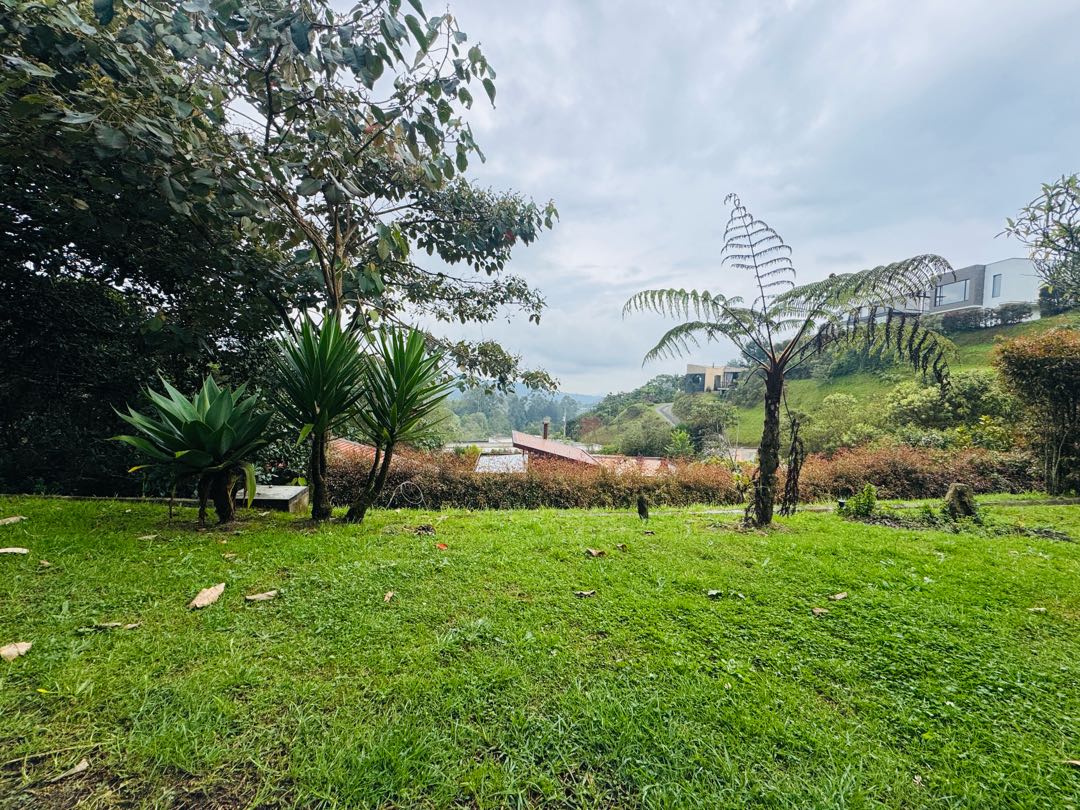 Casa moderna en el Alto de las Palmas