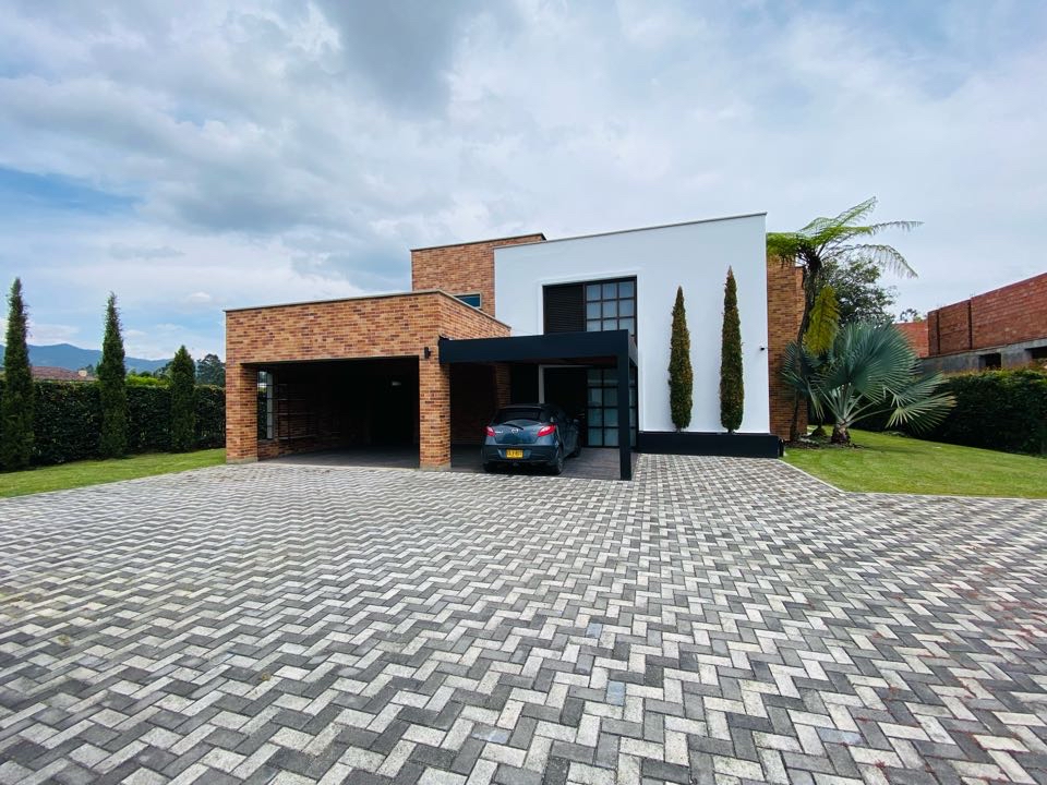 Miniatura 12