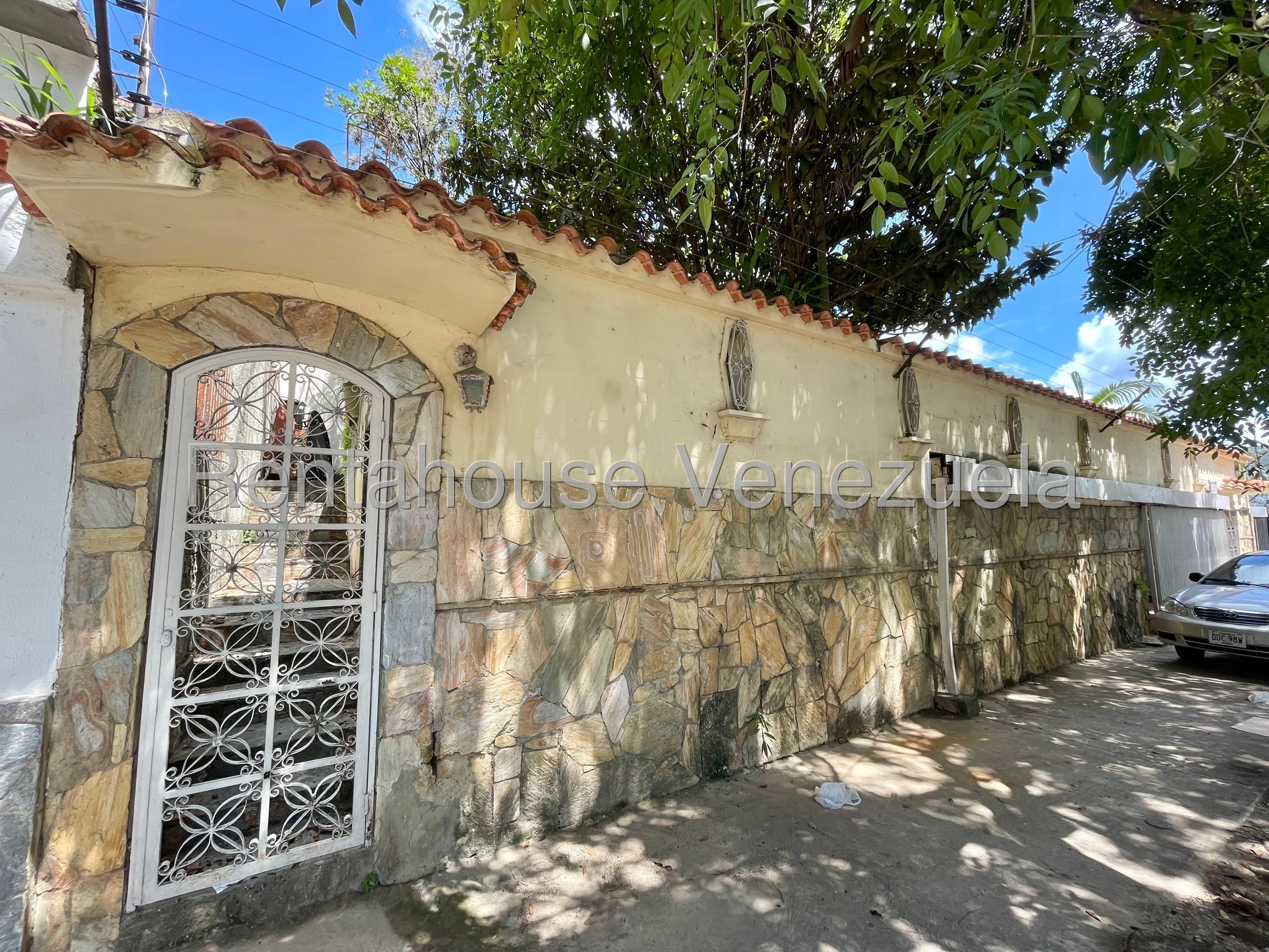 Casa - Prados del Este - Caracas