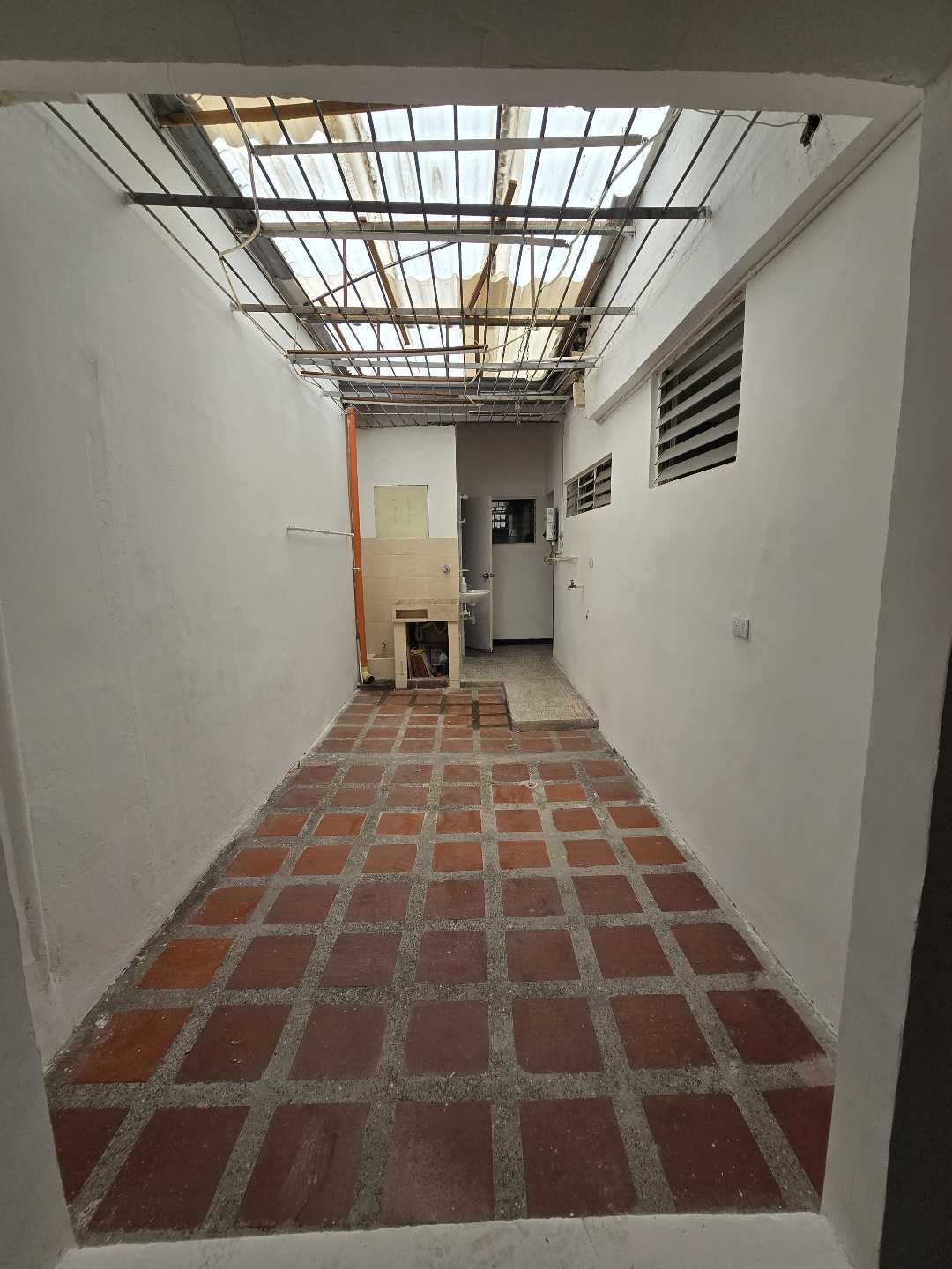Casa primer piso sector calasanz