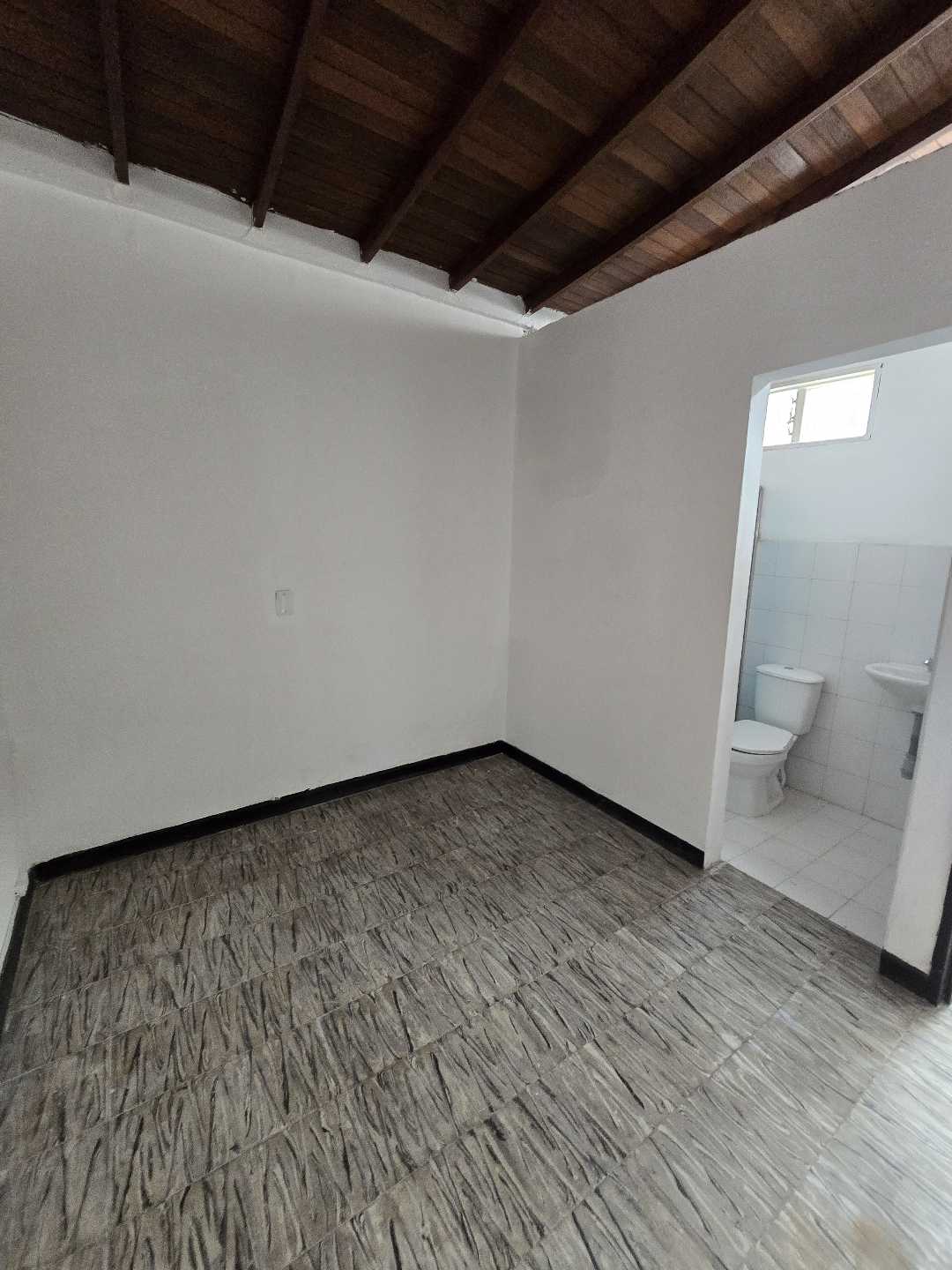 Casa primer piso sector calasanz