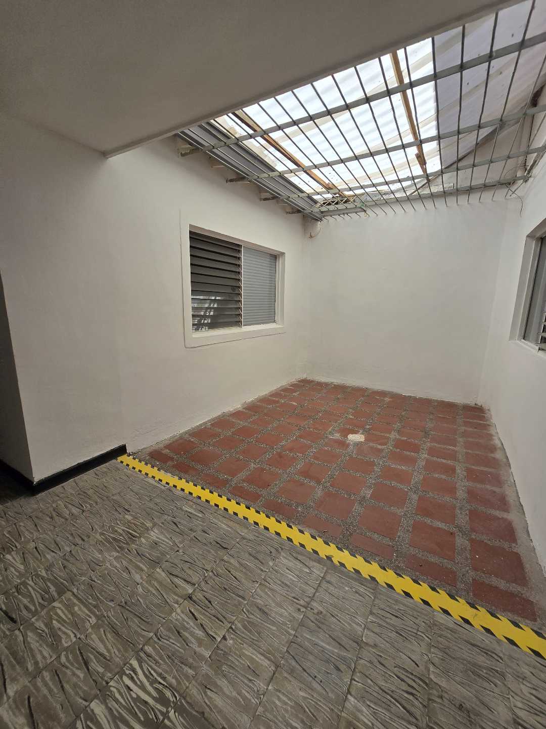 Casa primer piso sector calasanz