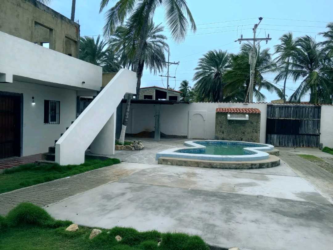CASA TIPO POSADA EN VENTA EN PLAYA NORTE CHICHIRIVICHE MVM-9510264 - Foto 4