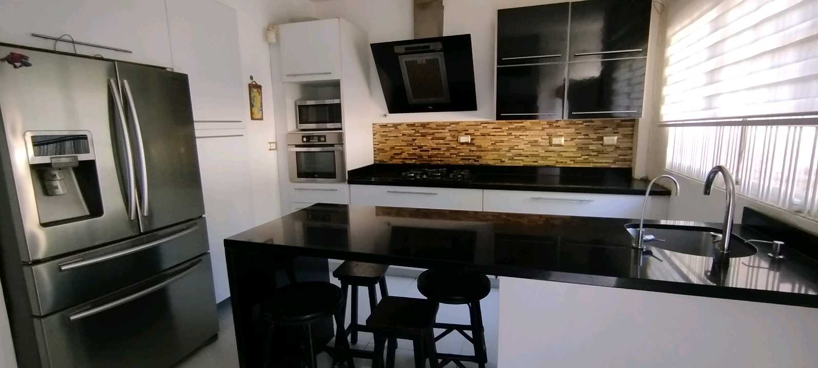 Gallery 2