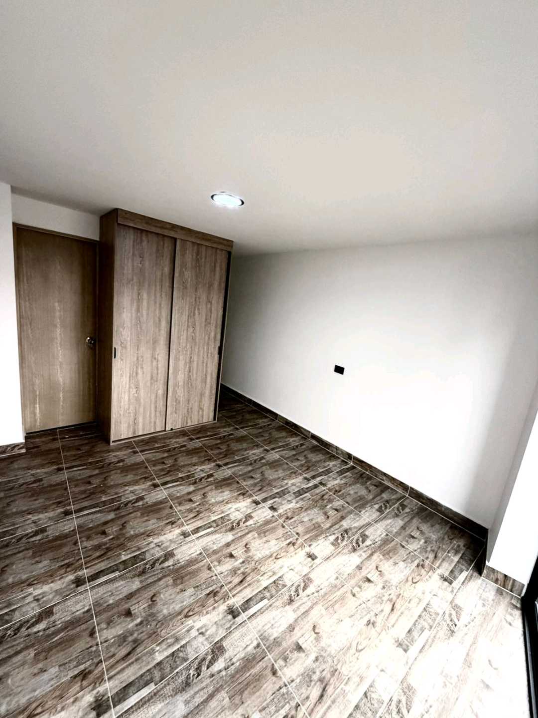 Casa Unifamiliar 80m² Detrás de la UdeM, Belén Las Violetas, Medellín