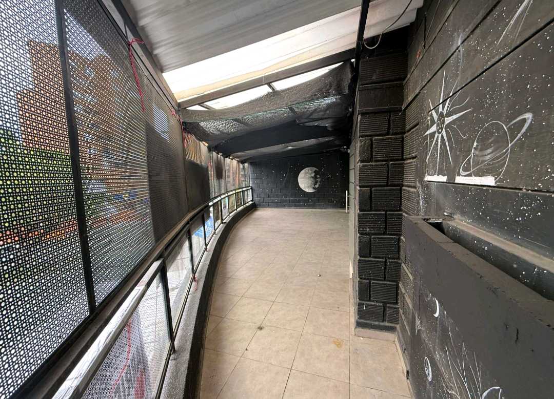Casa-Local Comercial de 180m² en Santa Gema, Laureles, Medellín