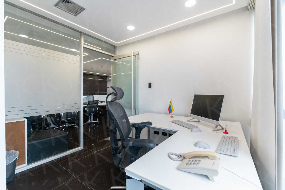 Ccct - Oficina en venta