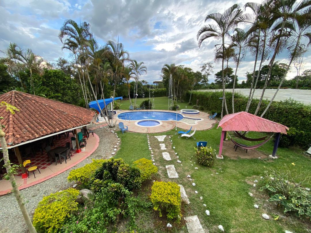 CHALET EN VENTA SECTOR PUEBLO TAPAO