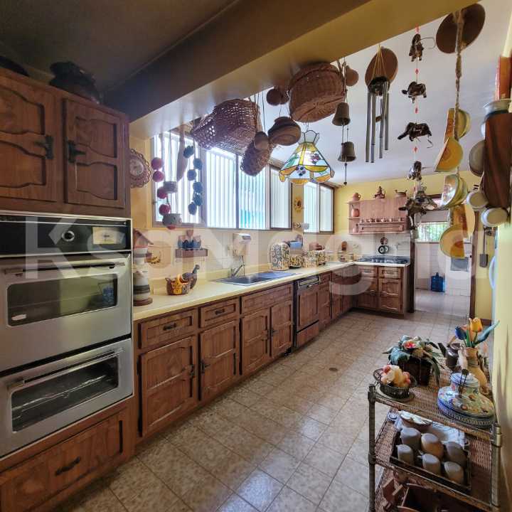 Colinas de Bello Monte - Casa en Venta