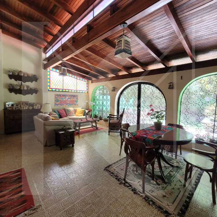 Colinas de Bello Monte - Casa en Venta