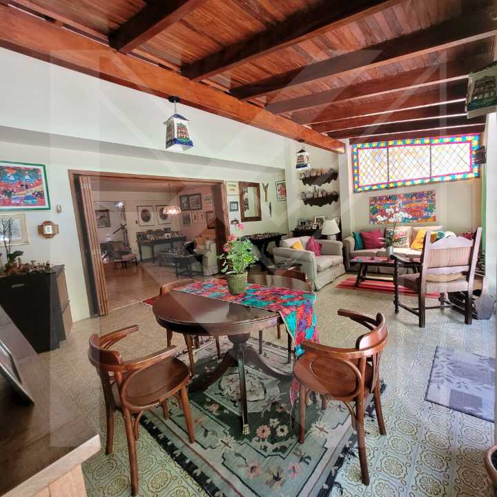 Colinas de Bello Monte - Casa en Venta