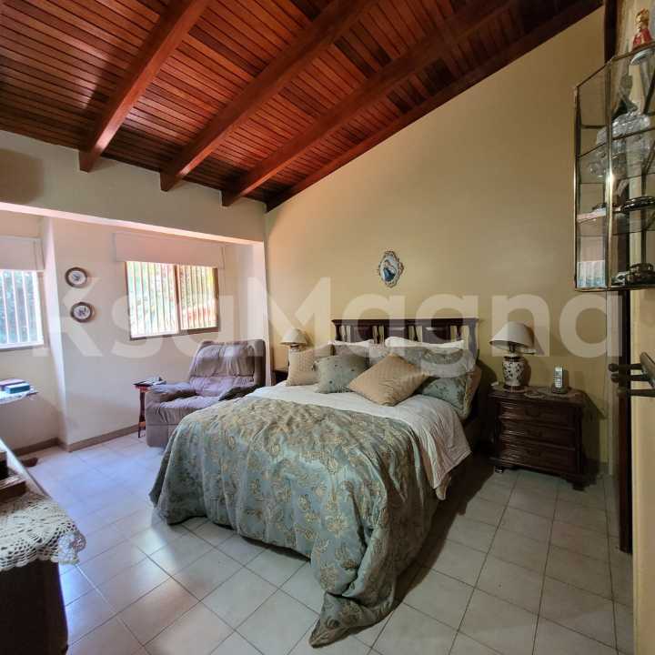 Colinas de Bello Monte - Casa en Venta