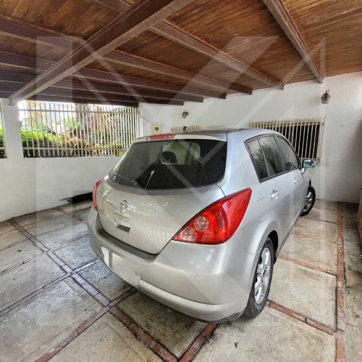Colinas de Bello Monte - Casa en Venta