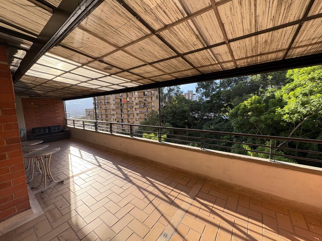 Apartaloft en Venta, sector Las Palmas - El Poblado